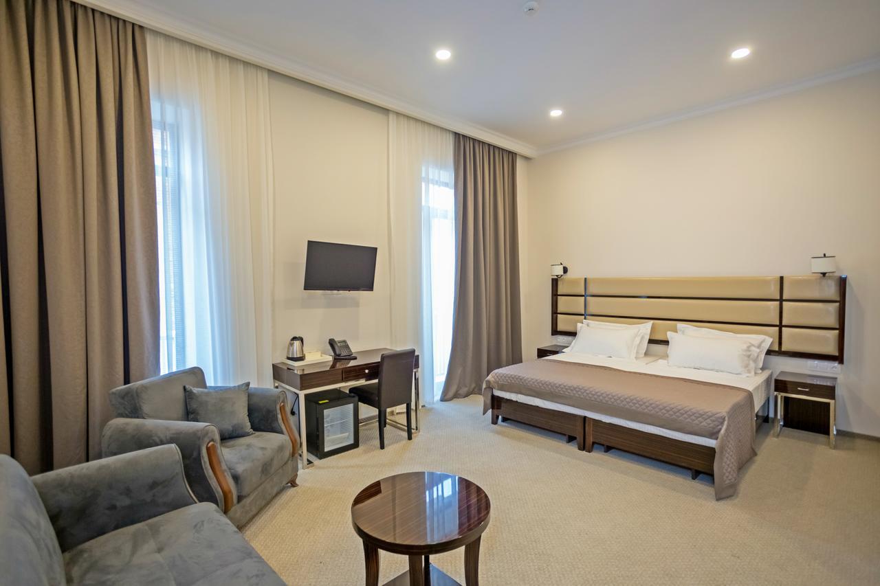 Hotel Genio Tbilisi Exterior photo